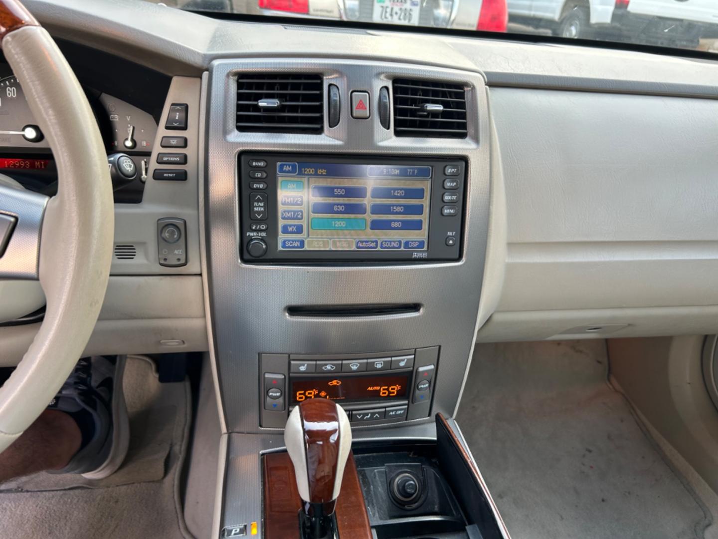 2005 Red Cadillac XLR Convertible (1G6YV34A355) with an 4.6L V8 DOHC 24V engine, 5-Speed Automatic Overdrive transmission, located at 1687 Business 35 S, New Braunfels, TX, 78130, (830) 625-7159, 29.655487, -98.051491 - Photo#13